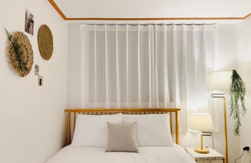 Yeonnam-dong Apartamento | Spacious Hongdae Group Stay 3BR, 2BA, 5 Queen Beds
