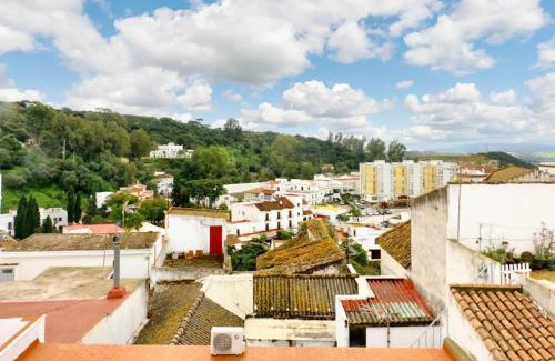 Alcala de los Gazules Casa | Spacious house in Alcala de los Gazules with city view