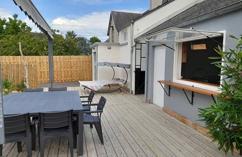 Plestin-les-Greves Casa | spacious house of 120m² with enclosed garden