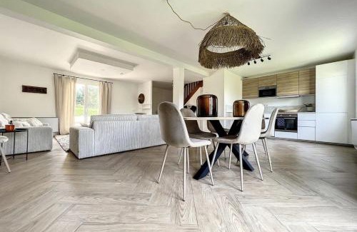 Hermanville-sur-Mer Casa | Spacious house 300m from the beach