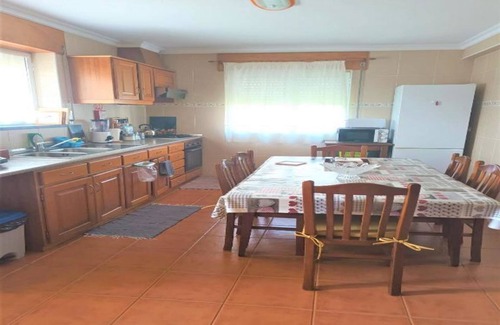 Angra do Heroismo Apartamento | Spacious House near Angra do Heroismo