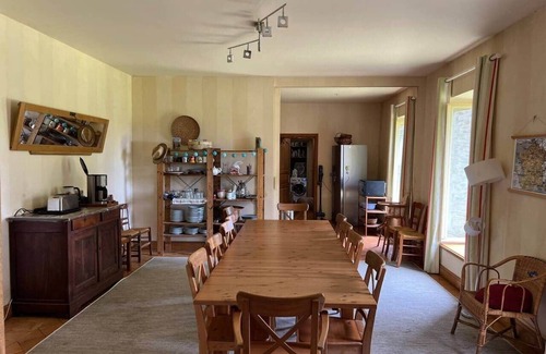 Noblat Casa | Spacious 20+ person house in the heart of nature
