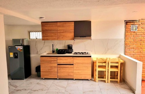 Barrios Unidos Casa | Spacious House in a Strategic and Well-Connected Area