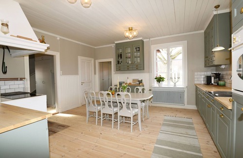 Norra Fagelas Casa | Spacious house in Hjo by Vättern with fantastic views | SE08044