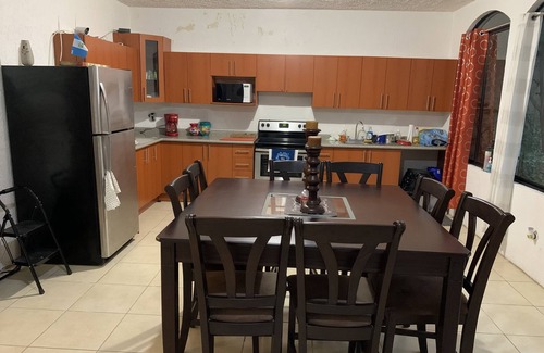 Jocotenango Casa | Spacious house 15 people 8 minutes for Antigua Guatemala Nice and Cozy