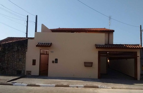 Jardim Primavera Casa | Spacious house on Indaiá Beach in Caraguatatuba