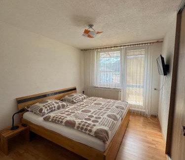 Oravsky Podzamok Casa | Spacious house with view