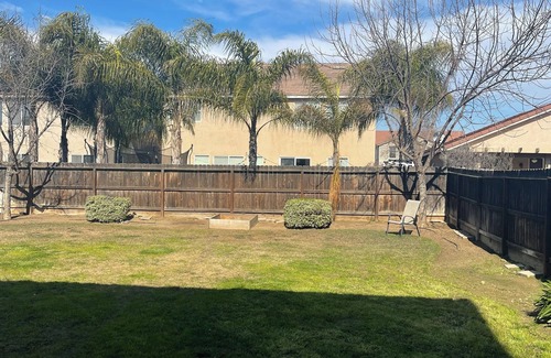 Roosevelt Casa | Spacious house with large back yard near FAT airport and National Parks