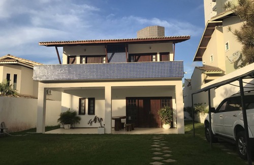 Lauro de Freitas Casa | Casa espaciosa con piscina en villas del atlantico