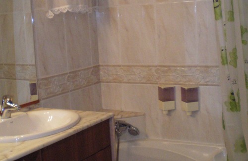 Aguadulce Chalet De Esquí | AMPLIO CHALET INDEPENDIENTE, CON JARDÍN Y PISCINA PRIVADA