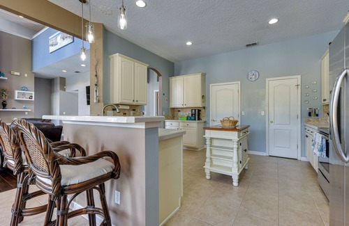 Northside Casa | Spacious Jacksonville Vacation Home - Private Pool