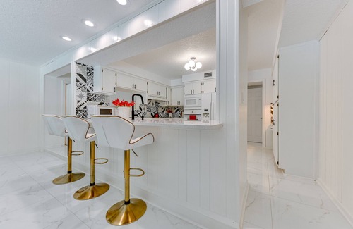 Jacksonville Casa | Spacious Jacksonville Home: 6 Mi to Downtown!