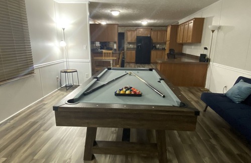 McCutcheon Field Casa | Spacious Jacksonville Getaway