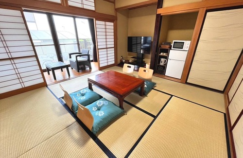 Shimada Casa | Spacious Japanesestyle room total 24 tatami mats / Shimada Shizuoka