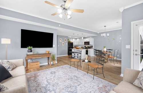 Georgetown Casa | Spacious King Suite / Game Room / Patio / Firepit
