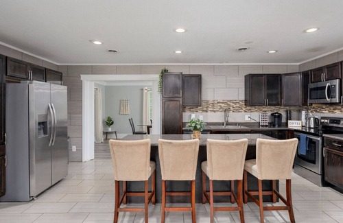 Silver Lake Casa | Spacious Kitchen, Living, & Sunroom w/King Bed