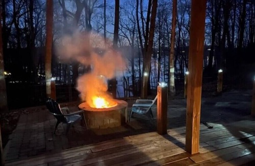 Townville Casa | Spacious Lakehouse Lake Hartwell