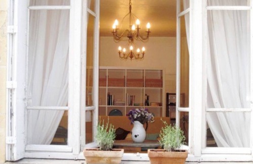 Monflanquin Casa | Spacious, light & airy, Romantic village home set off Monflanquin Village Square