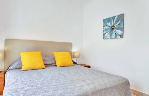 Budens Casa | Spacious Linked Villas, Poolside location, Fibre optic WIFI