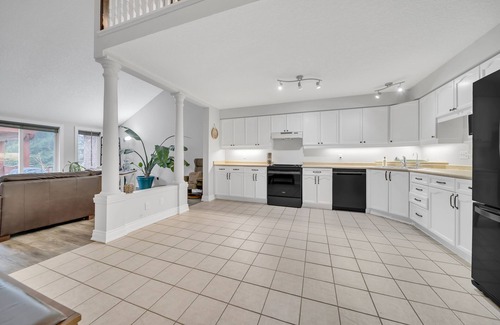 Elora Casa | Spacious loft Townhouse