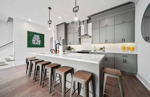 Eastwood Casa | Spacious Luxe Nash Home 🌟4BR Sleep 12🌟Theatre Room💥