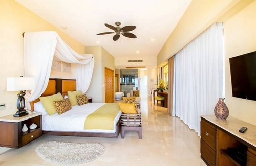 Boca de Tomatlan Complejo | SPACIOUS / LUXURIOUS Two Bedroom Suite - gorgeous!