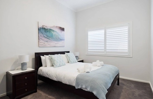 Catherine Hill Bay Casa | Spacious & Luxurious Beach Home