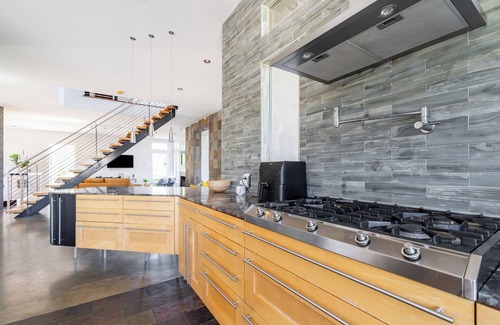 Friant Villa | Spacious Luxurious Villa Overlooking Millerton Lake