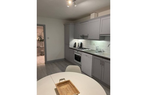 Ballsbridge Apartamento | Spacious luxury 3 bed 1st floor apartment