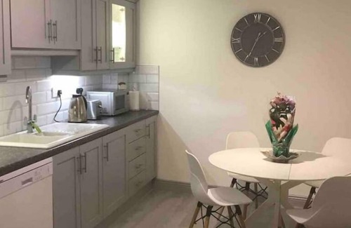 Ballsbridge Apartamento | Spacious luxury 3 bed 1st floor apartment
