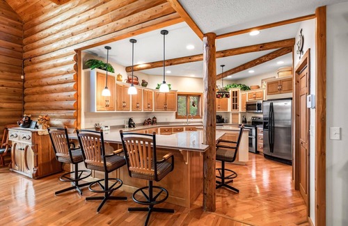 Townsend Cabina | Spacious Luxury Cabin 🏚 with huge deck, Smoky Mountain National Park ⛰!