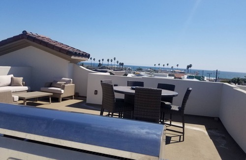 Downtown Condominio | Amplio condominio de lujo, recién construido en 2018
