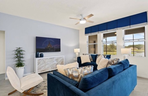 Kissimmee Casa | Spacious luxury home close drive from Disney world