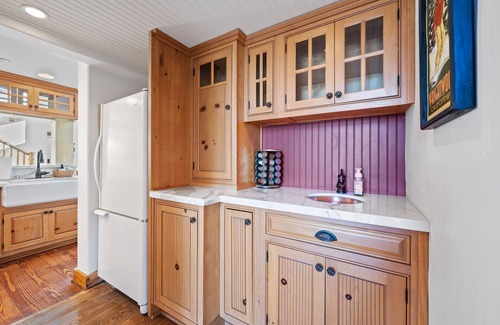 Wrightwood Casa | Spacious, Luxury, Picturesque "Mountain High Manor"- Ski Resort Town!