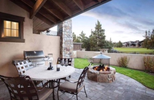 Pronghorn Casa | Spacious Luxury Townhome in Juniper Preserve at Pronghorn Golf Resort.