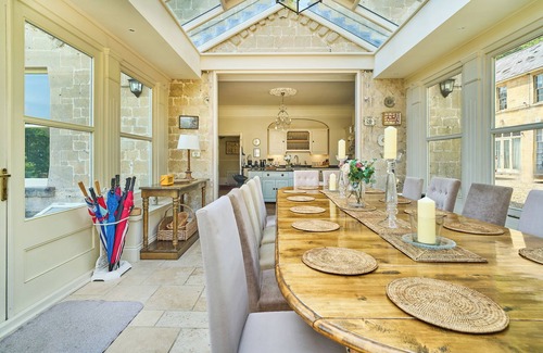 Limpley Stoke Casa | SPACIOUS LUXURY VICTORIAN COUNTRY HOUSE, STUNNING VIEWS NEAR BATH, Local Pub,
