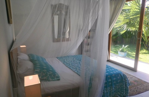 Purwakerti Villa | Amplia villa de lujo con piscina y jacuzzi cerca de la playa de Amed
