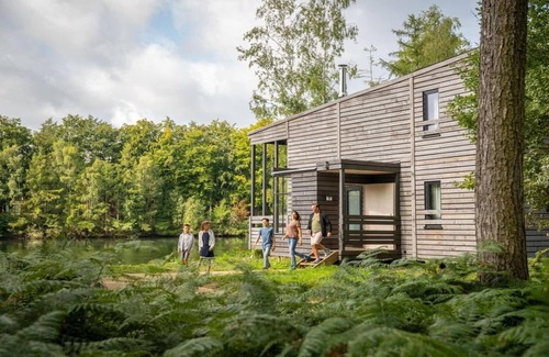 Antoing Villa | Amplia mansión con oasis