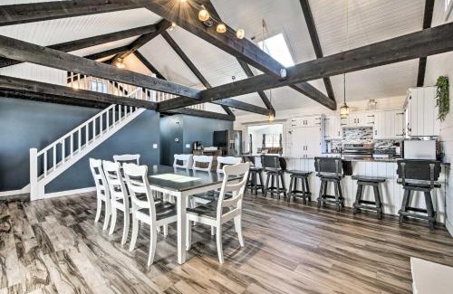 Massillon Casa | Spacious Massillon Log Cabin with Fire Pit!