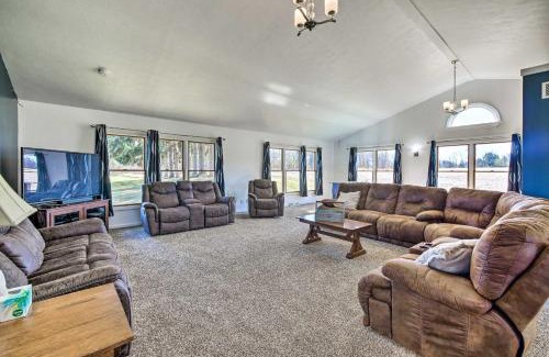 Massillon Casa | Spacious Massillon Log Cabin with Fire Pit!