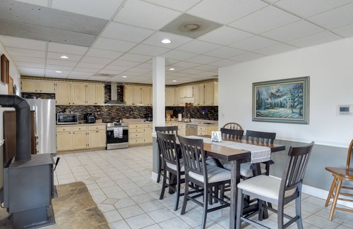 McMinnville Casa | Spacious McMinnville Vacation Home w/ Gas Grill!
