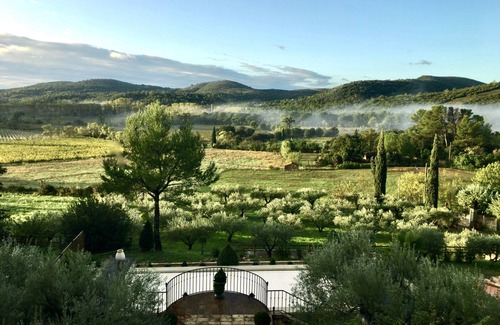 Clermont-l'Herault Villa | Bastide mediterránea en su entorno natural. Lac du Salagou, sitio clasificado.
