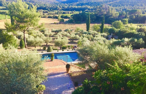 Clermont-l'Herault Villa | Bastide mediterránea en su entorno natural. Lac du Salagou, sitio clasificado.