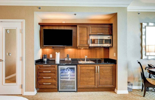 Las Vegas Apartamento | Spacious MGM Studio | Topgolf Pool Views 07718