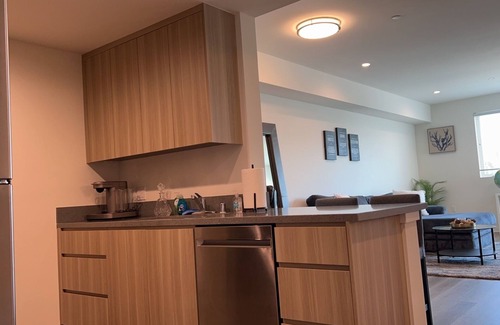Burbank Apartamento | Spacious & Modern 1BedRM in Noho