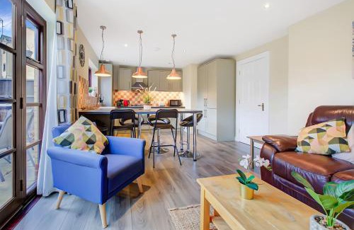 Markhouse Apartamento | Spacious & Modern 2 Bed sleeps 5 in Walthamstow