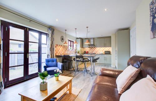 Markhouse Apartamento | Spacious & Modern 2 Bed sleeps 5 in Walthamstow