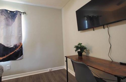 Lakeshore South Casa | Spacious Modern 5 Bedrooms JAX