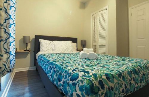 Lakeshore South Casa | Spacious Modern 5 Bedrooms JAX