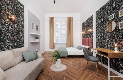 Piasek Południe Apartamento | Spacious & Modern 6 Bedroom Apartment - Around The Main Market Square - by Upstairs